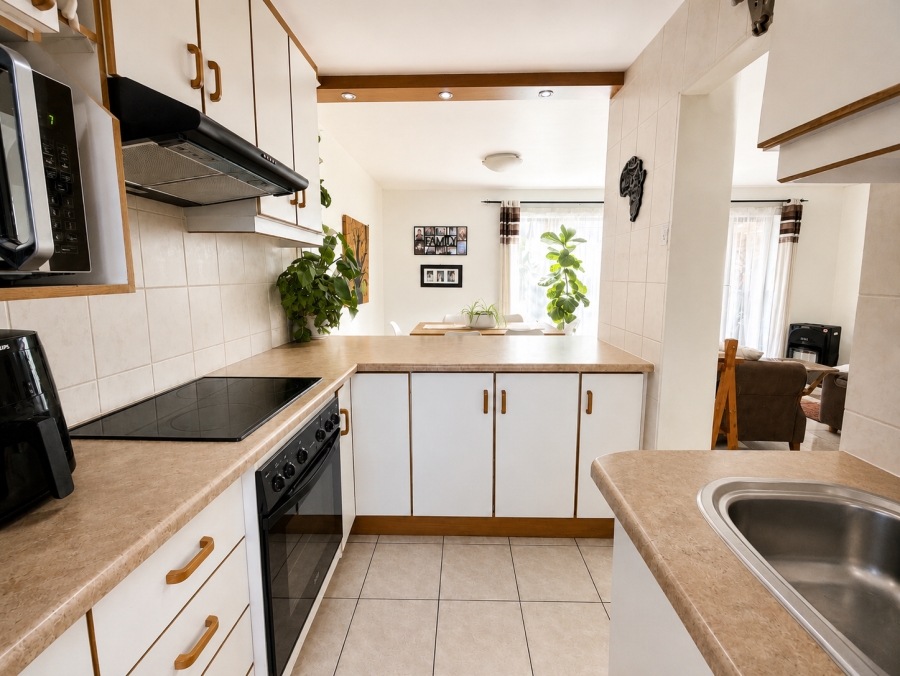 3 Bedroom Property for Sale in Stellenryk Western Cape